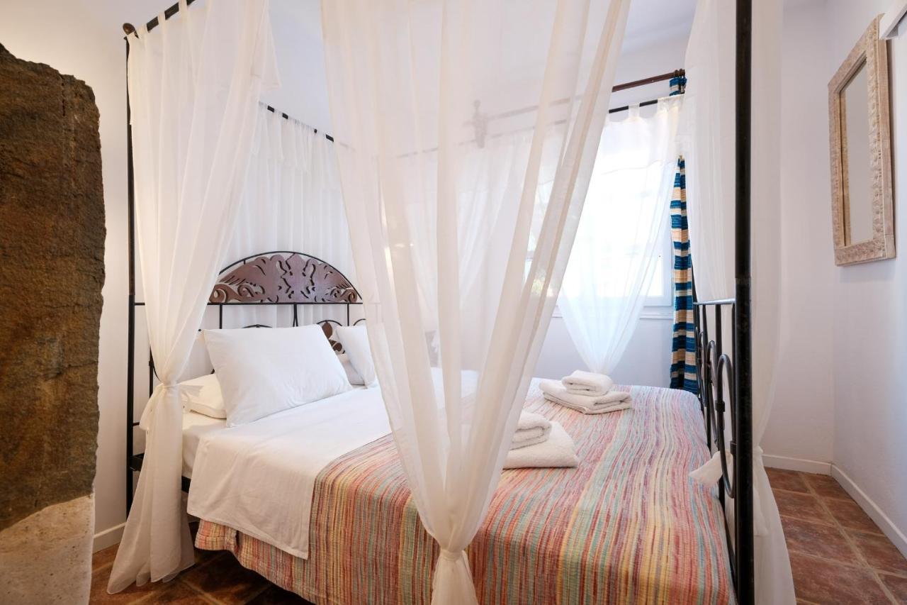 Tínos Golden Beach Studios & Suites מראה חיצוני תמונה