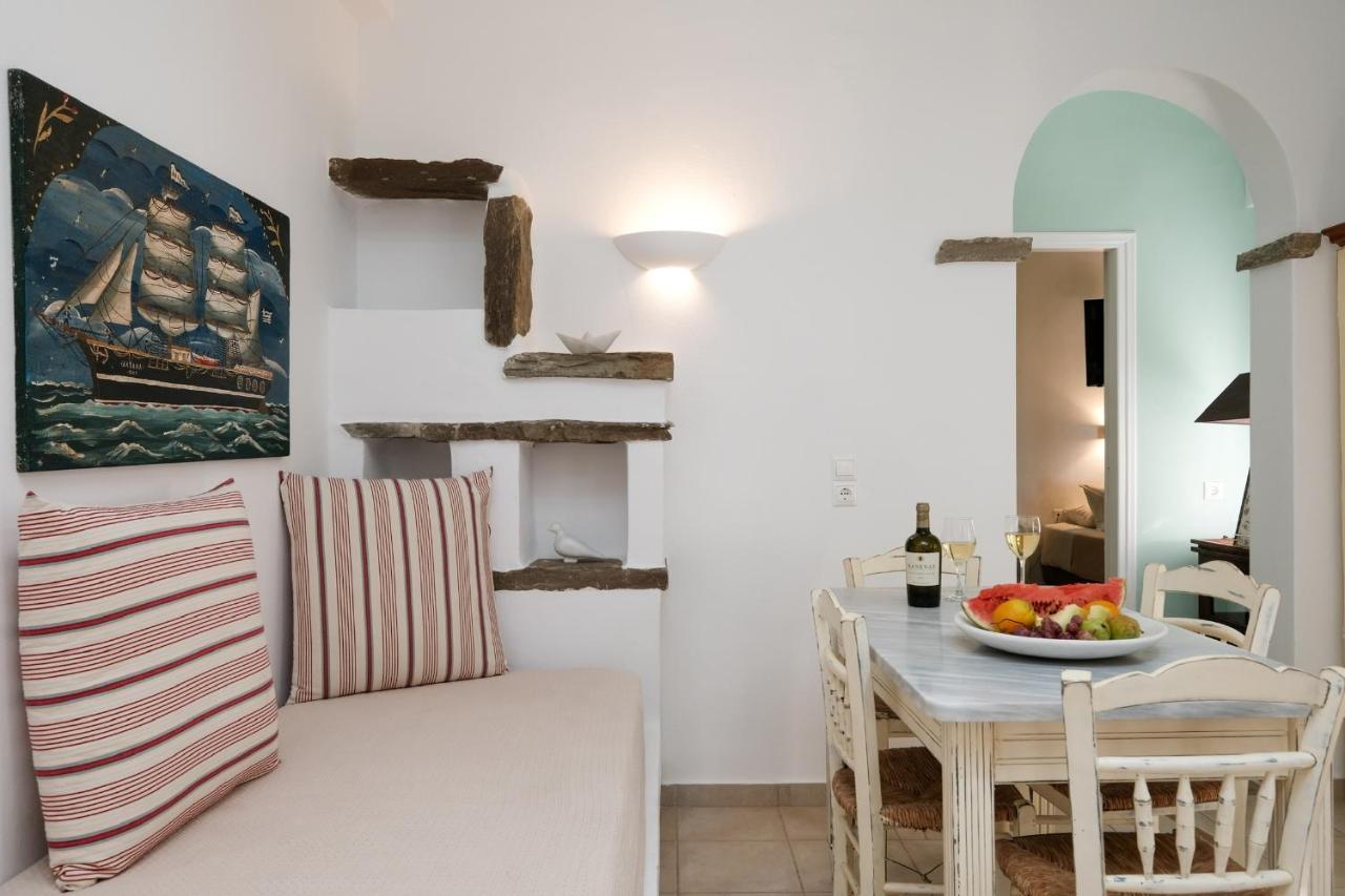 Tínos Golden Beach Studios & Suites מראה חיצוני תמונה