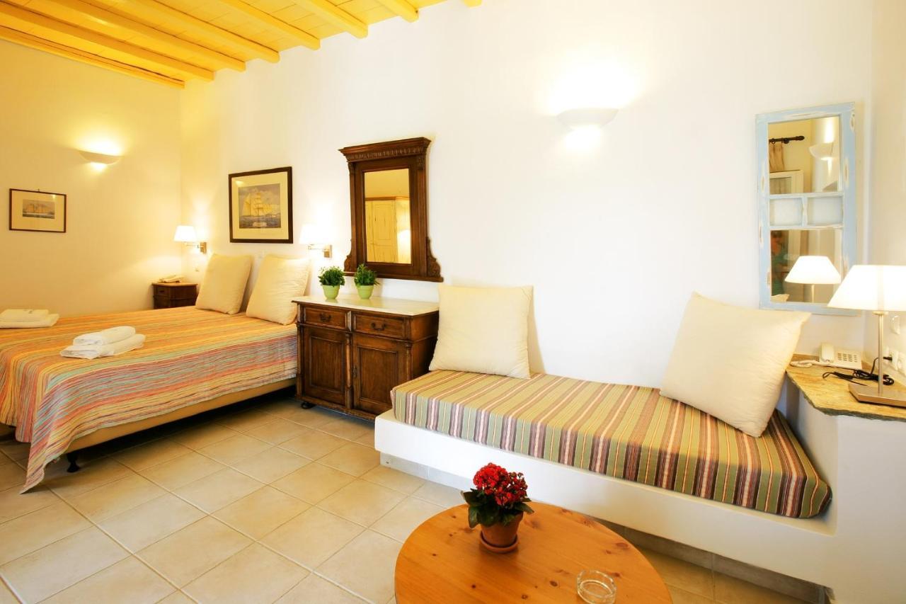 Tínos Golden Beach Studios & Suites מראה חיצוני תמונה