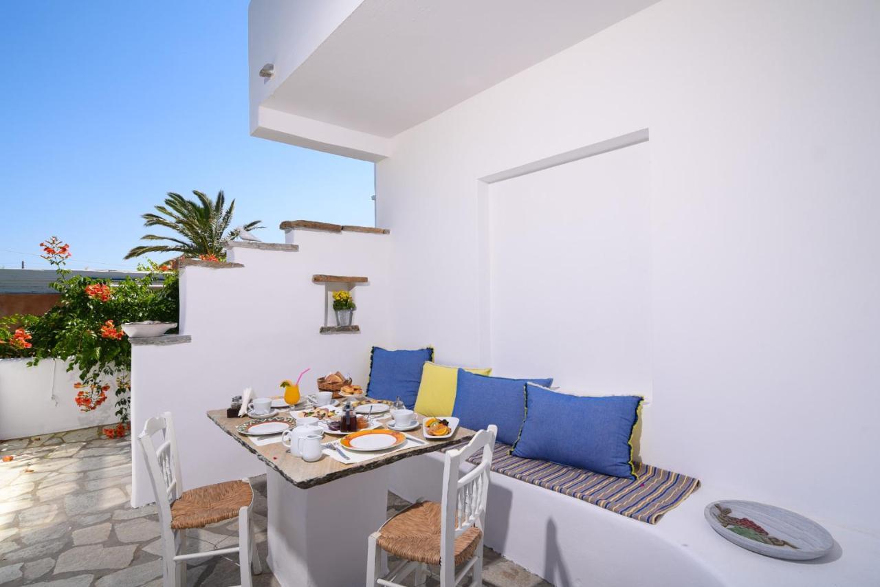 Tínos Golden Beach Studios & Suites מראה חיצוני תמונה