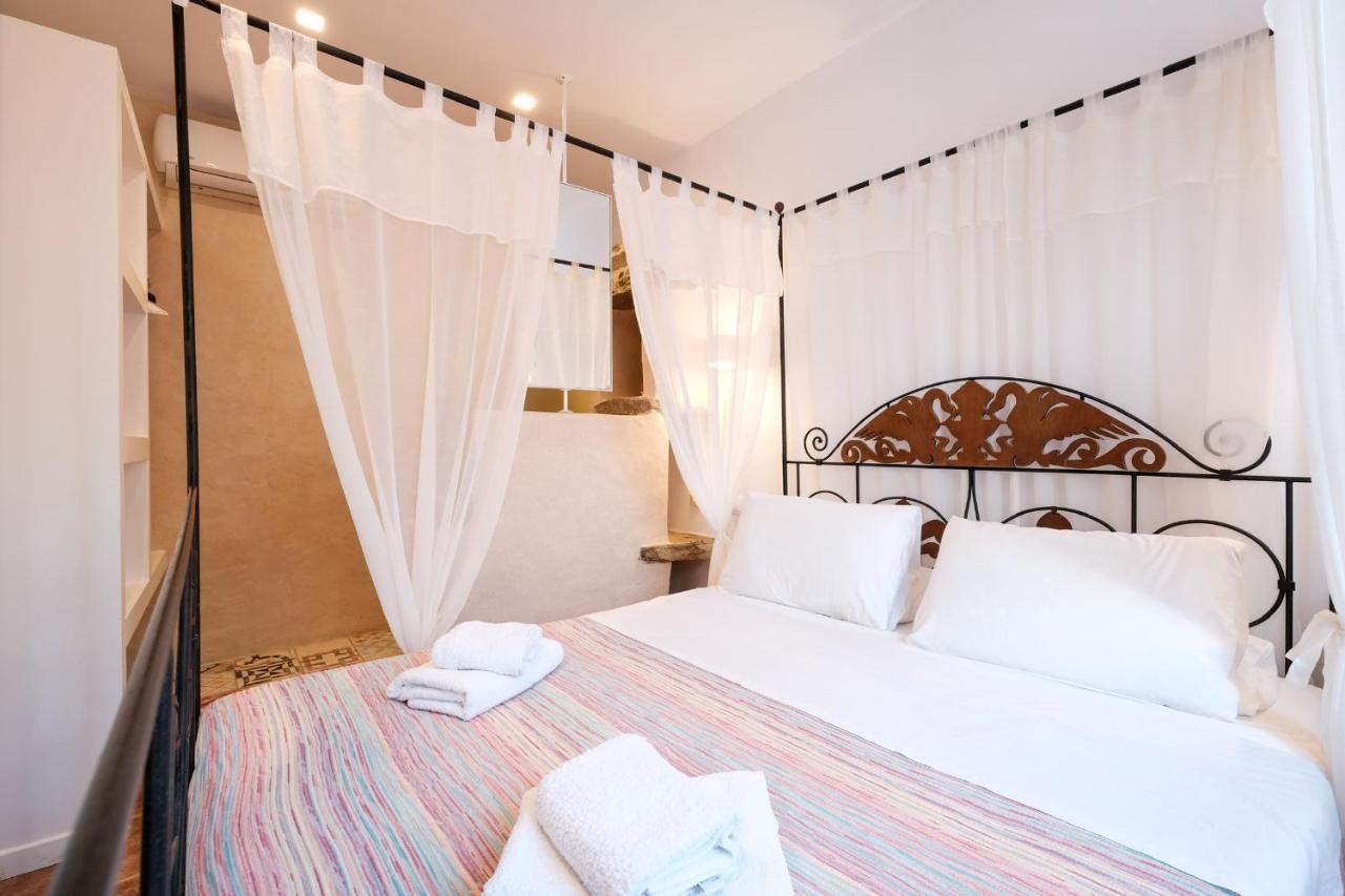 Tínos Golden Beach Studios & Suites מראה חיצוני תמונה