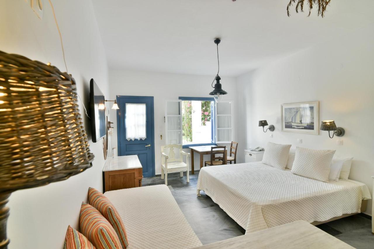 Tínos Golden Beach Studios & Suites מראה חיצוני תמונה