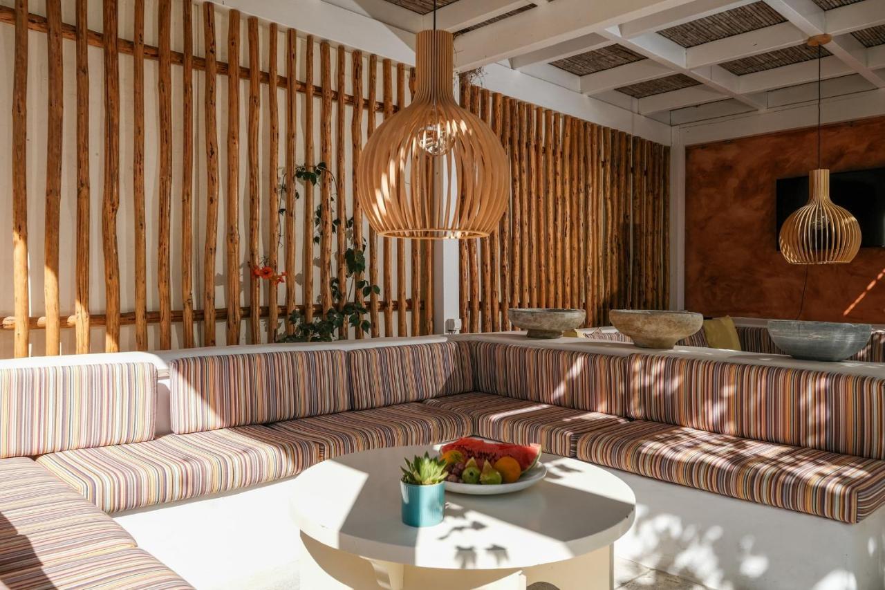 Tínos Golden Beach Studios & Suites מראה חיצוני תמונה