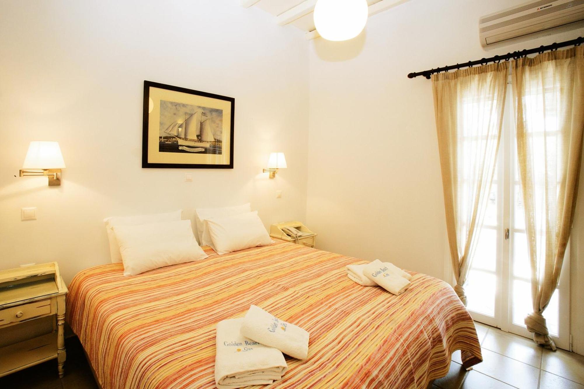 Tínos Golden Beach Studios & Suites מראה חיצוני תמונה